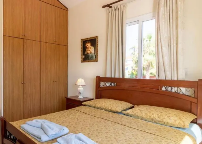 - 3br Romantic Retreat Near Coral Bay * Peyia