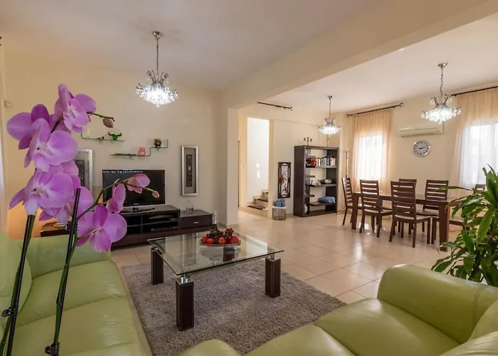 Casa vacanze - 3br Romantic Retreat Near Coral Bay