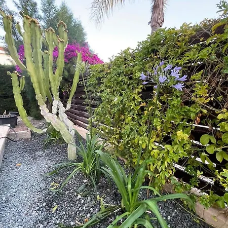 - 3br Romantic Retreat Near Coral Bay بييا