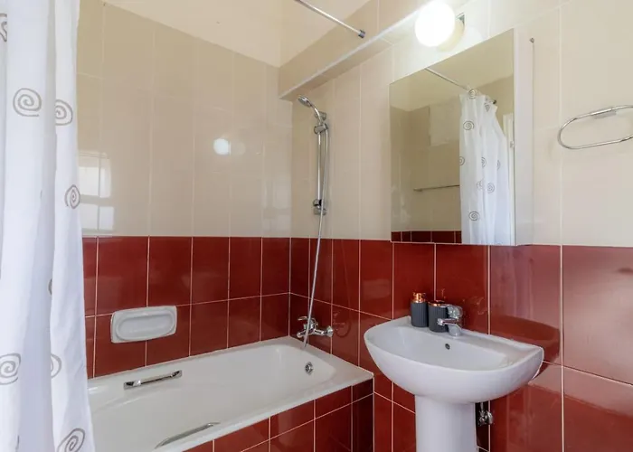 - 3br Romantic Retreat Near Coral Bay Prázdninový dům