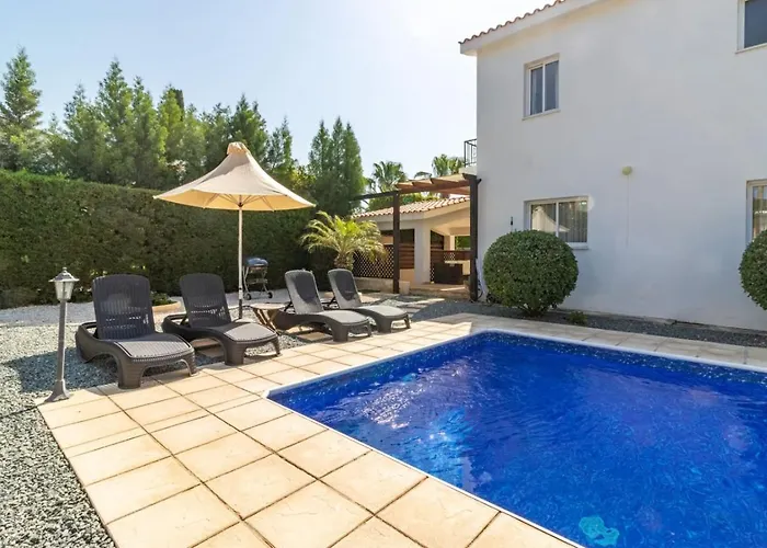 - 3br Romantic Retreat Near Coral Bay Pegeia